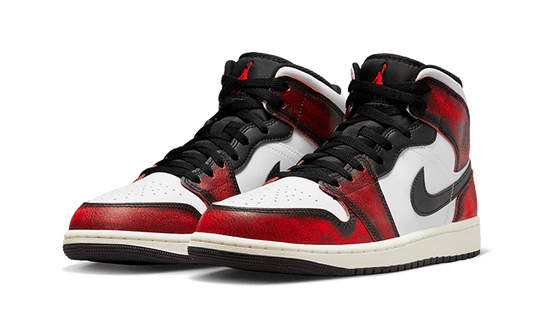 JORDAN 1 MID WEAR-AWAY CHICAGO