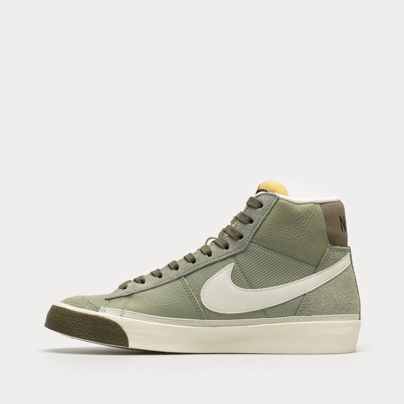 Nike Blazer MID PRO Club