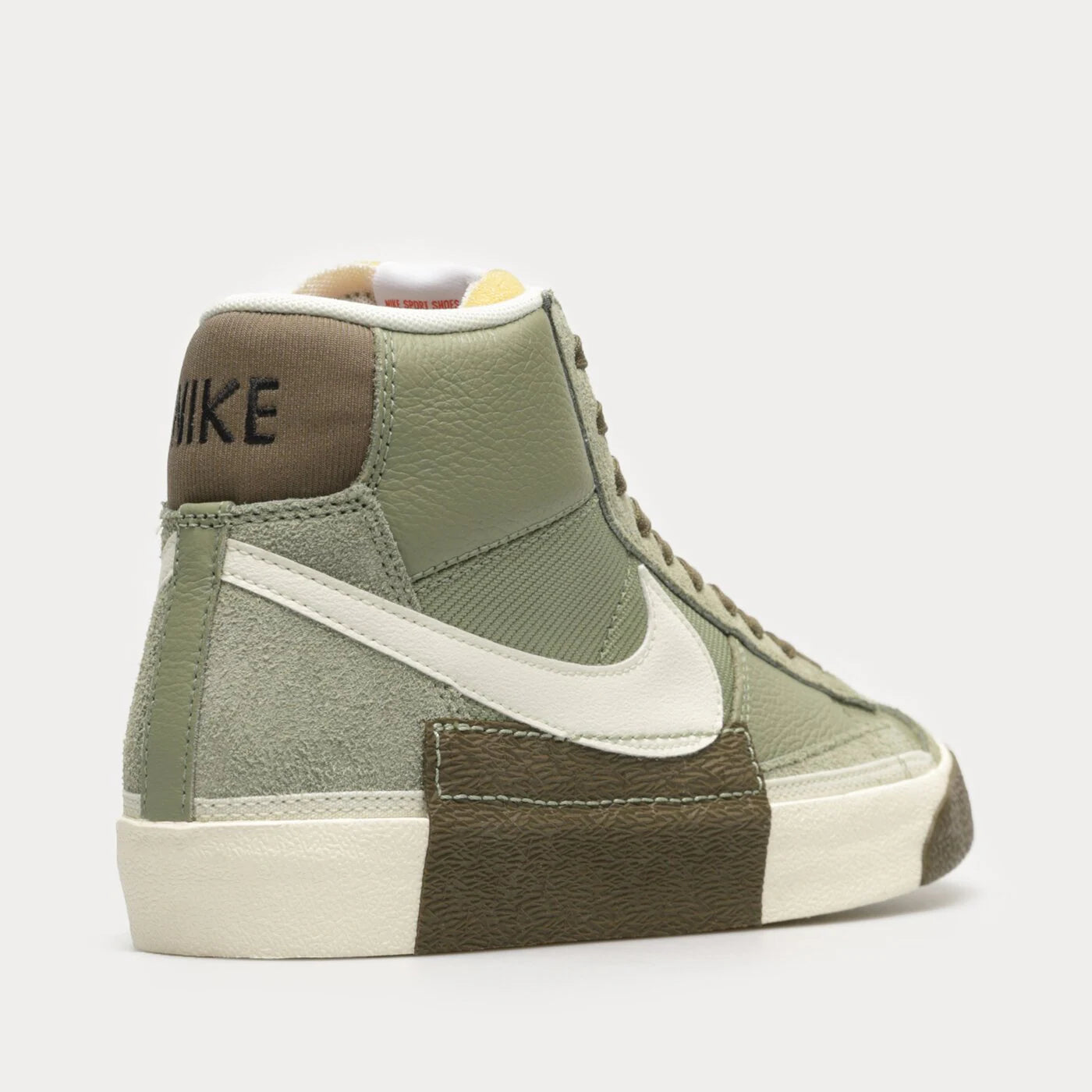 Nike Blazer MID PRO Club