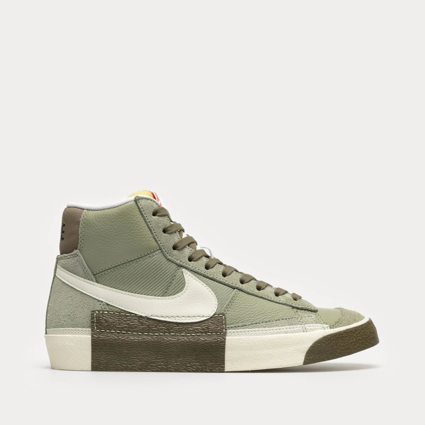 Nike Blazer MID PRO Club