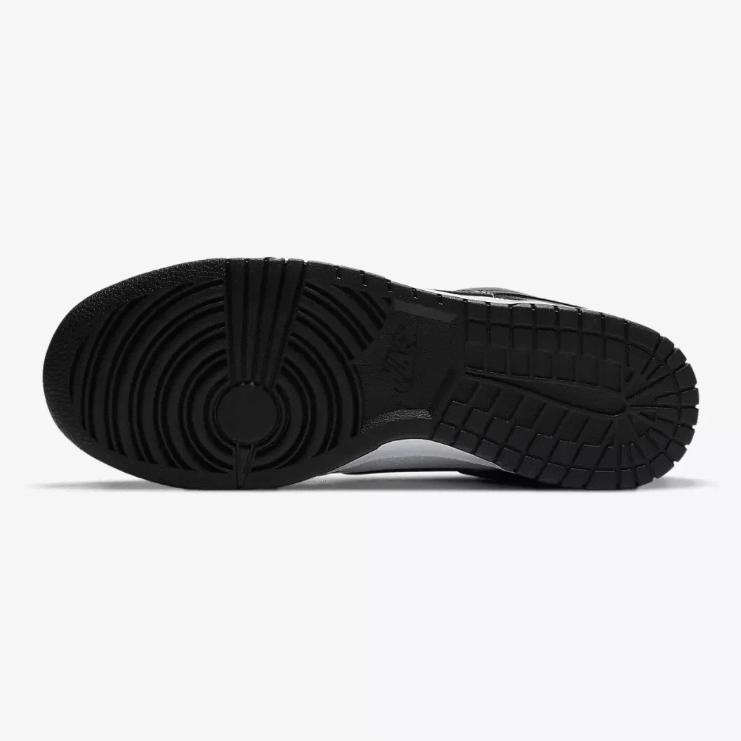 Nike panda dunk low